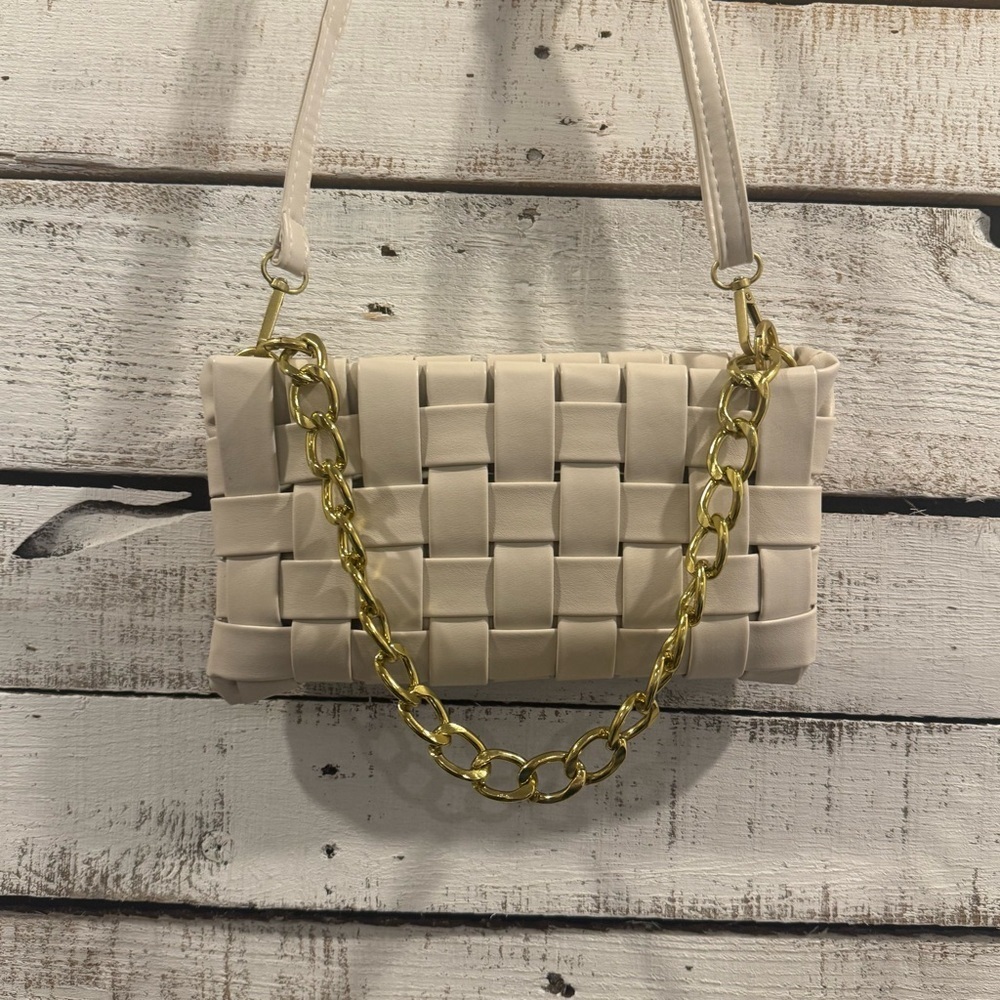 Classy White Faux Leather Purse W/ Criss Cross Design. Two Handles. Gold Chain